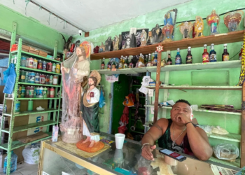 Entre limpias y deseos: tradición esotérica que perdura en el Mercado 23 4 Entre limpias y deseos: tradición esotérica que perdura en el Mercado 23