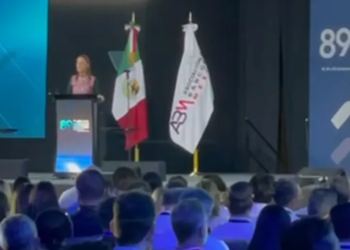 Claudia Sheinbaum anuncia simplificación de trámites para impulsar inversión