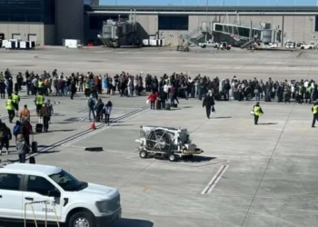 Alerta terrorista en EE. UU: evacuan el Aeropuerto de Kansas City 5 Alerta terrorista en EE. UU: evacuan el Aeropuerto de Kansas City