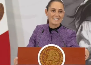 “Pues que le pongan de la verde”: Sheinbaum desata críticas por sugerir usar gasolina Magna ante alza de la Premium