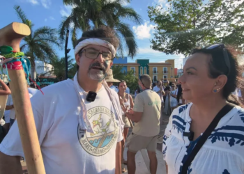 Canoeros defienden la Travesía Sagrada Maya