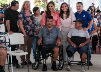Devuelven movilidad y esperanza: entregan prótesis a 22 quintanarroenses