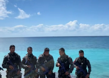 Se gradúan buzos de combate en #Cozumel tras exigente entrenamiento militar