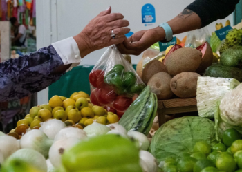 Inflación en México sube a 4.59% en marzo por alza de frutas y verduras 5 Inflación en México sube a 4.59% en marzo por alza de frutas y verduras