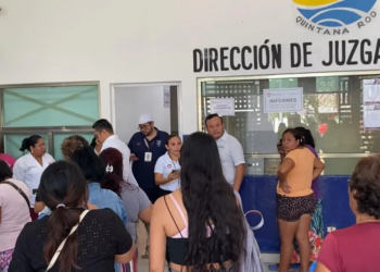 Padres de familia buscan rescatar a sus hijos en el Torito tras operativo contra la rodada