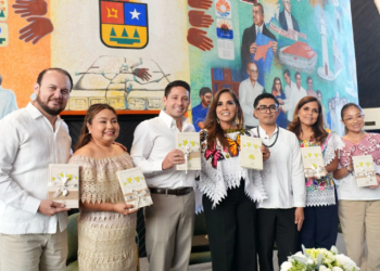 Tulum y la historia maya cobran vida con el libro “Tulum, Tierra y Manglar” presentado en el Congreso de QRoo 2 tulum