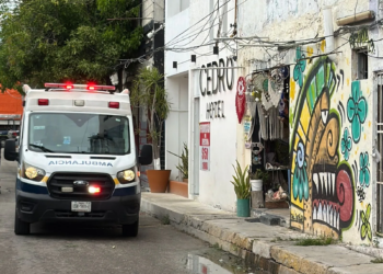 Noche de hotel, final de terror; entraron 2 y solo salió 1