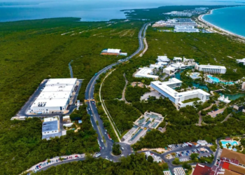 Mara Lezama anuncia nueva carretera a Isla Blanca; proyecto busca transformar la conectividad en el norte de Quintana Roo