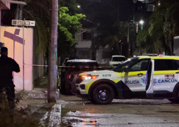 Ataque a balazos contra vivienda en la Supermanzana 75 desata movilización policiaca