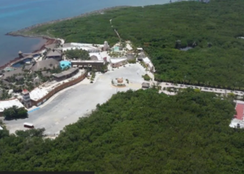 ¿El fin de la amenaza o el inicio de la batalla? Lo que viene tras el freno a Royal Caribbean en Mahahual 4 ¿El fin de la amenaza o el inicio de la batalla? Lo que viene tras el freno a Royal Caribbean en Mahahual