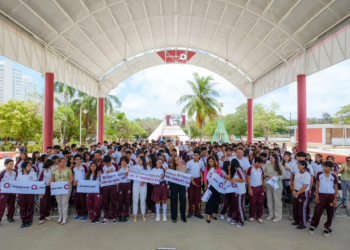 Entregan domo en la Secundaria Técnica 11 de Cancún tras 50 años de espera