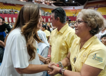 "La fe nos une": Mara Lezama inaugura el III Congreso Eucarístico en Cancún y llama a rescatar los valores humanos 3 “La fe nos une”: Mara Lezama inaugura el III Congreso Eucarístico en Cancún y llama a rescatar los valores humanos