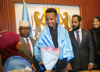 EE.UU. acusa a árbitro somalí Omar Artan de vínculos con terrorismo y le niega entrada al Mundial 2026