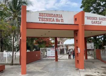 Tensión en Secundaria Técnica No. 11 "Moisés Sáenz" de Cancún tras incidente que activó protocolos de emergencia 2 Secundaria