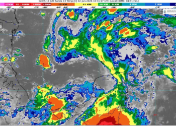 ¡No guardes el paraguas! Lluvias, tormentas eléctricas y fuertes vientos amenazan Quintana Roo