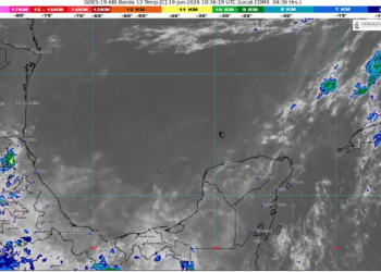 ¿Seguirá el calor? Onda tropical 9 dejará lluvias aisladas y fuertes vientos en Quintana Roo 3 ¿Seguirá el calor? Onda tropical 9 dejará lluvias aisladas y fuertes vientos en Quintana Roo