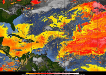 Polvo del Sahara mantiene ambiente seco y calor extremo en Playa del Carmen; piden extremar precauciones