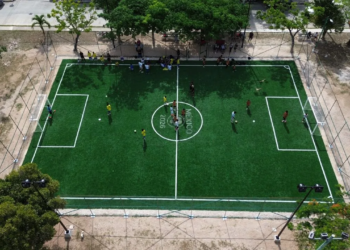 Más de 70 niños ya utilizan la nueva cancha de fútbol 5 en la Supermanzana 29 de Cancún