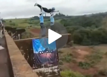 ¡Negligencia! Joven es lanzada de bungee sin seguridad