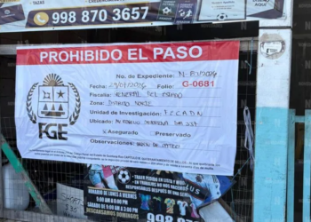 Catean local de impresiones en Cancún por presunta venta de droga