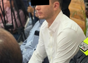 Detienen al tesorero de Tulum en el Aeropuerto de Cancún; FGR define su situación jurídica 3 Detienen al tesorero de Tulum en el Aeropuerto de Cancún; FGR define su situación jurídica