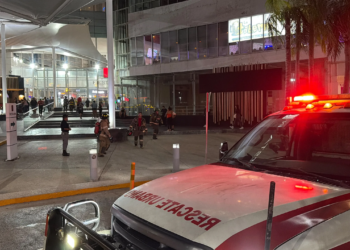 Descartan fuga de gas en Plaza Las Américas; corto circuito activó la emergencia 5 Descartan fuga de gas en Plaza Las Américas; corto circuito activó la emergencia