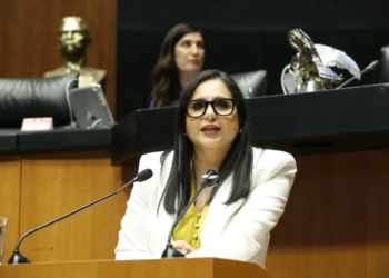 Mayuli Martínez exige respaldo real a mexicanos en EE.UU. y critica respuesta del Gobierno federal 3 Mayuli Martínez exige respaldo real a mexicanos en EE.UU. y critica respuesta del Gobierno federal