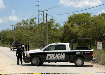 Hallan cuerpo con huellas de violencia dentro de camioneta en Villas Otoch Paraíso