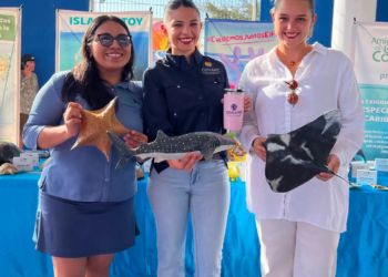 Isla Mujeres organiza ceremonia por 30 Aniversario del Parque Nacional Costa Occidental 7 Isla Mujeres organiza ceremonia por 30 Aniversario del Parque Nacional