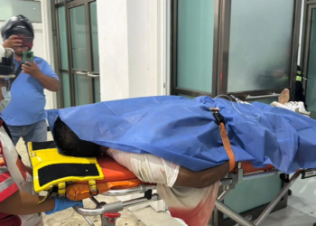 ¡Casi lo asesinan! hombre en la Sm 218. Recibió dos balazos. 1 ¡Casi lo asesinan! hombre en la Sm 218. Recibió dos balazos.