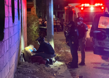 ¡Lo linchan por ratero! Muere hombre tras ser golpeado por vecinos en Villas del Mar 1 Muere hombre tras ser retenido y golpeado por vecinos en Villas del Mar