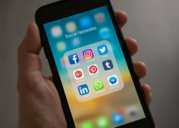 ¿Redes sociales hasta los 16 años? El debate crece en varios países