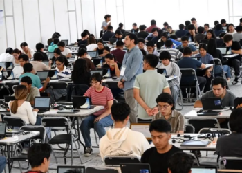 UNAM concluye primeras jornadas del examen presencial tras detectar uso de IA en admisión