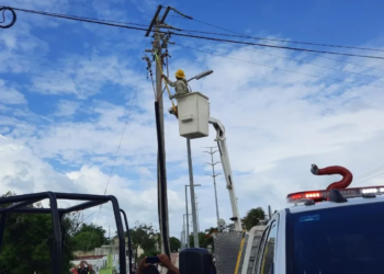Quintana Roo refuerza su red eléctrica ante apagones