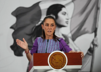 Sheinbaum lanza mensaje sobre el servicio público en medio del regreso de Rocha Moya 3 Sheinbaum lanza mensaje sobre el servicio público en medio del regreso de Rocha Moya