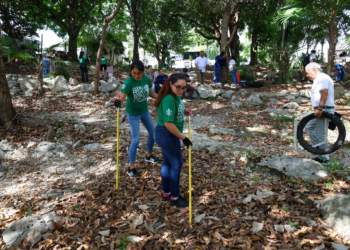 El agua bajo Cancún, bajo presión: cenotes urbanos enfrentan contaminación 2 El agua bajo Cancún, bajo presión: cenotes urbanos enfrentan contaminación