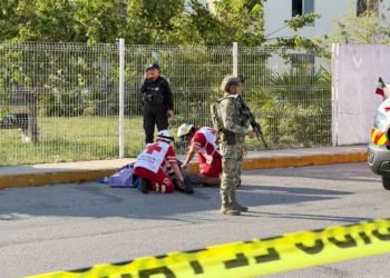 Muere motociclista tras derrapar en Paseos del Mar
