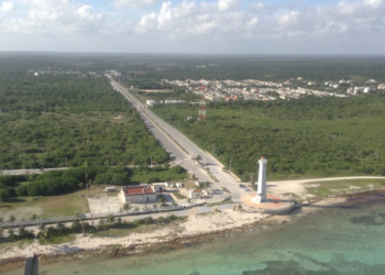 SCJN atrae caso de Mahahual: el futuro de los cambios de uso de suelo ligados a Royal Caribbean queda en sus manos 2 Suprema Corte pone bajo lupa cambios urbanos en Mahahual