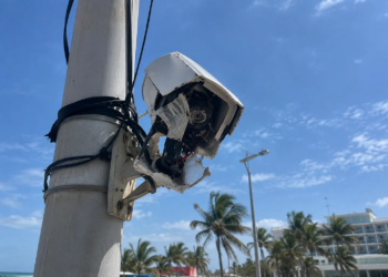 Vandalismo en Kukulcán: cámaras de 600 mil pesos dañadas 4 Vandalismo en Kukulcán: cámaras de 600 mil pesos dañadas
