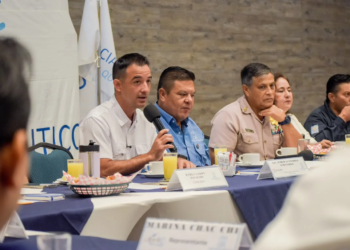 Ayuntamiento de Cancún alista retiro de 22 embarcaciones abandonadas en la Laguna Nichupté 1 Ayuntamiento de Cancún alista retiro de 22 embarcaciones abandonadas en la Laguna Nichupté