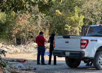 Localizan a hombre sin vida al final de avenida Kusamil