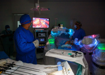 Quintana Roo realiza su primera cirugía robótica en un hospital público