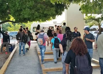 Filas kilométricas y desilusión: desempleo azota a Cancún y Tulum 5 Filas kilométricas y desilusión: desempleo azota a Cancún y Tulum