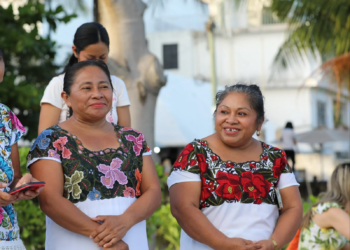 Entrega Sede 2 carretas para artesanos del Parque Fundadores de Playa del Carmen 2 Entregan 2 carretas para artesanos del Parque Fundadores