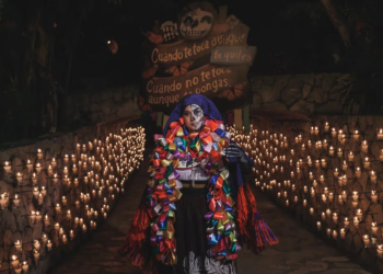 Lanza Xcaret promoción especial: tu entrada al parque incluye Festival de Vida y Muerte